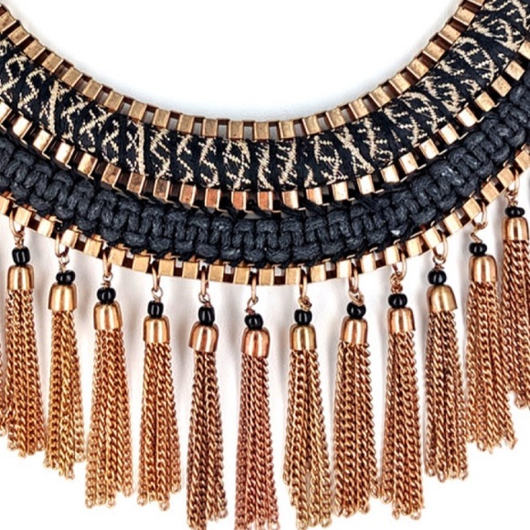 Boho collar necklace. - Picture 2 of 3